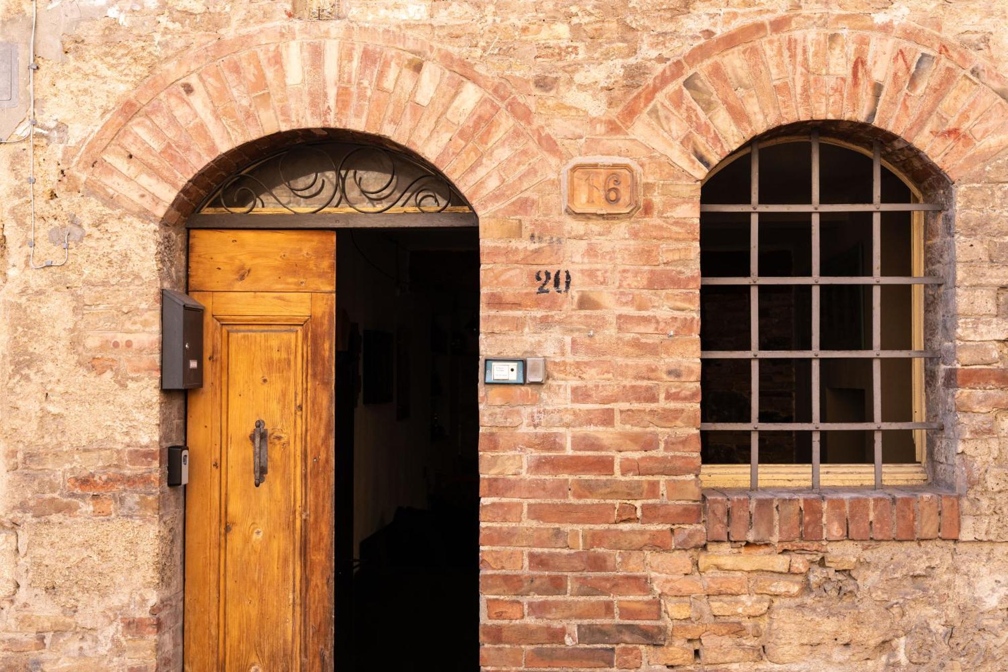 La Nicchia Apartment San Gimignano Exterior foto
